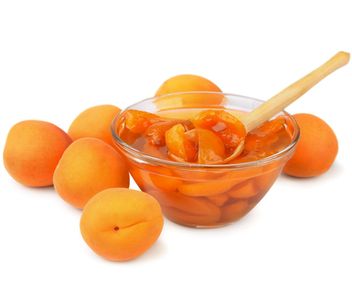 faire cuire les abricots et leur confiture